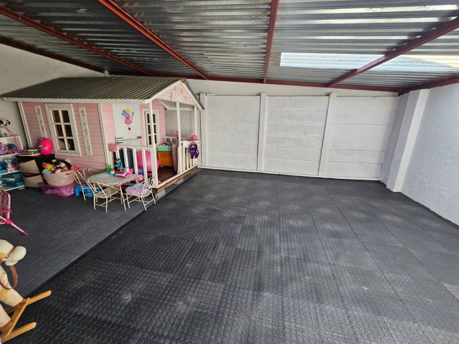 4 Bedroom Property for Sale in Sasolburg Ext 11 Free State